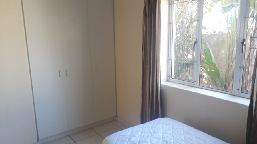 To Let 1 Bedroom Property for Rent in Summerstrand Eastern Cape